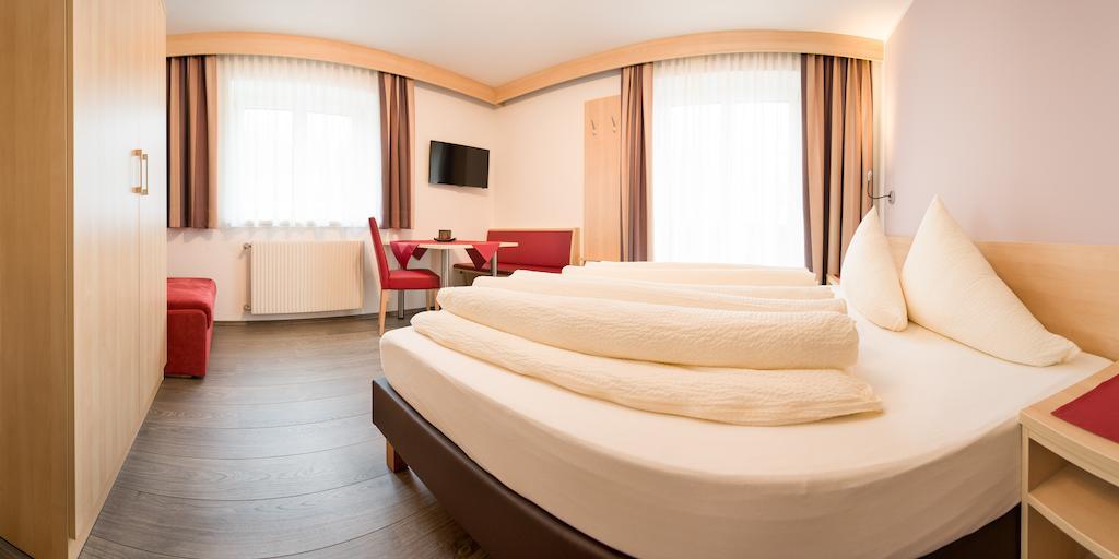 Pension Roasthof Neustift im Stubaital Szoba fotó