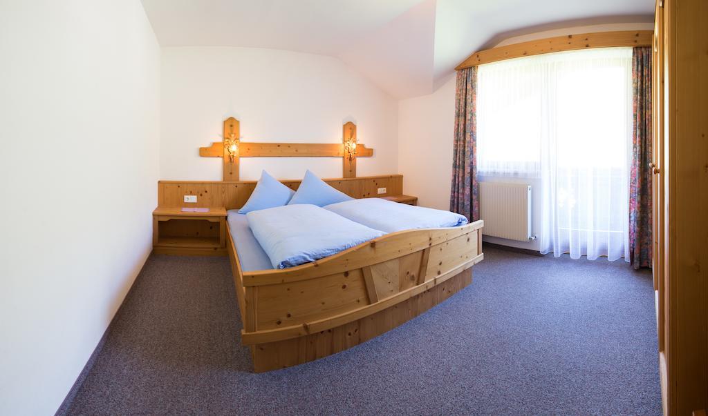 Pension Roasthof Neustift im Stubaital Szoba fotó